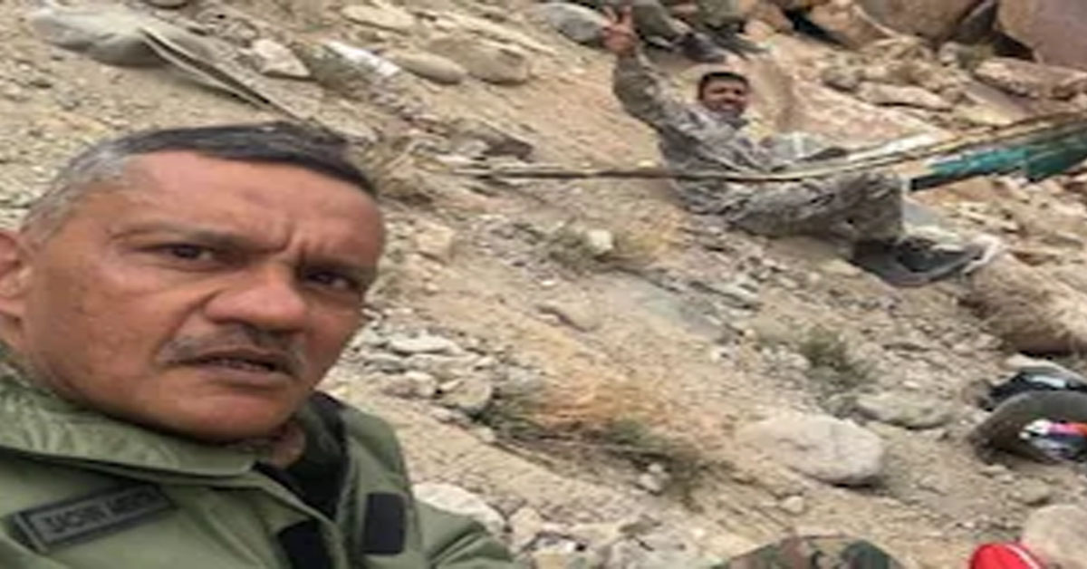 3 Army Officers Survive Chopper Crash In Leh, Major General Then Clicks Selfie