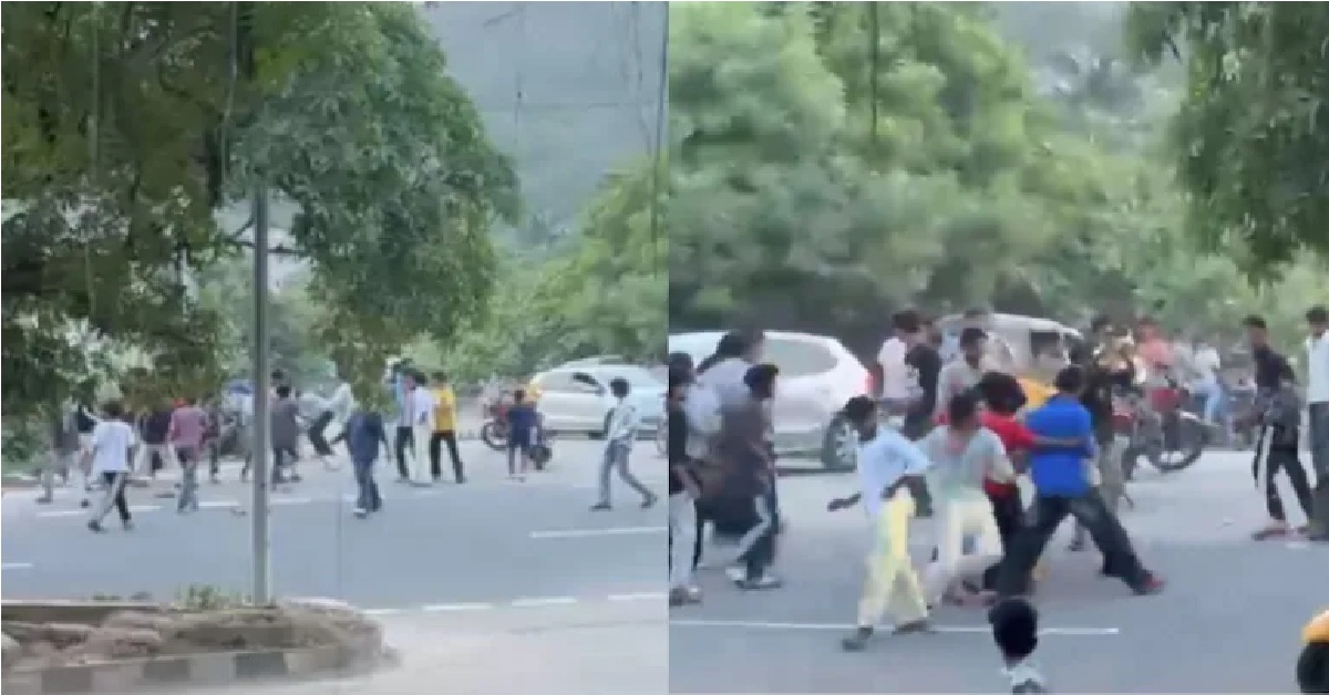 Tensions In Andhra As Student Groups Clash On Road, Hit Each Other With Sticks